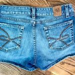 Buckle BKE Shorts Photo 0