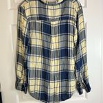 Abercrombie & Fitch  100% Viscose Button Down Soft Shirt‎ Size Medium Flawless Photo 2