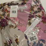 Adelyn Rae NWT  Abbie Wrap Ruffle Floral Dress Size Medium Photo 7