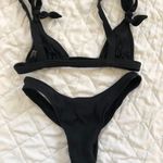 Minimale Animale Black Textured Bikini Photo 1