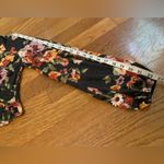 Rue 21  floral surprise V neck top size S Photo 11