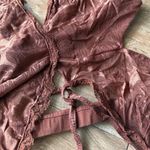 Elegant Burgundy Halter Lace Photo 1