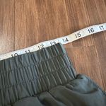 Varley  Kallin Running Short 1.5" Olive Stone green size XS sold out style Photo 7