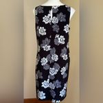 Ann Taylor  Black & White Floral Print Key Hole Button In Back Sz M With Lining Photo 2