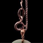 14k Yellow Gold Green Jade Circle Pendant with chain. Photo 3