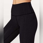 Lululemon Wunder Under cropped Capri leggings size 6 crop Photo 1