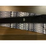 Alo Illusion 3 Tribal Print Leggings Arctic Black Size S. 7/8 Length Photo 2