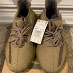 Yeezy Boost 350 Earth Photo 2
