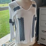 Solitaire  White Gauzy Flowy Embroidered Top Womens Medium Photo 7
