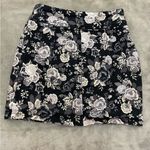 Divided 💋 Short Mini Skirt Black Denim Floral Womens, Size 4 Photo 2