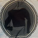 YA Los Angeles  Black and Cream Chevron Cardigan Photo 4