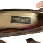 Sesto Meucci Brown Suede  Buckle Pumps Women's Heels Size‎ 7M Italy Vintage Photo 3