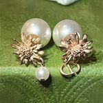 Christian Dior DIOR TRIBALES Earrings Matte Pink-Finish Metal and White Resin Pearls Photo 1