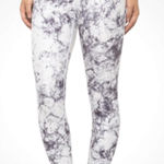 Balance Collection Contender Capri Leggings White & Black Marble - Size XL Photo 0