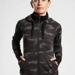 Athleta Women’s XL Triumph Printed Hoodie Jacket in Black Camo Style 511504 Photo 0