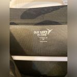 Old Navy  | Camo Workout Shirt, Size XS Photo 2