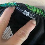 Boohoo Tall plunge front palm print maxi dress, halter style, backless size 8 Photo 6