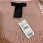 The Limited  Crochet Knit Top Sleeveless Beaded Blouse Pink‎ Casual Tank Size M Photo 3