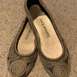 Jack Rogers Embroidered Navajo Flats Photo 0