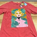 Bijou Karman Women's Short Sleeve Sunglasses Graphic T Photo 1