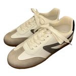 DV Dolce Vita Women's Voyage Sneaker Women’s 8 White Photo 0