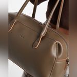 ASOS  - PASQ double strap medium shoulder bag - khaki olive green Photo 3