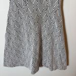 Banana Republic  Petite 4P Sleeveless Fit & Flare Geometric Print Dress‎ Photo 2