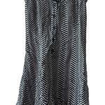 Forever 21 Black White Chevron Patterned Sleeveless Drawstring Waist Romper Photo 0