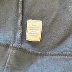 Vuori  gunmetal Crewneck sweatshirt.  Size large? Photo 3