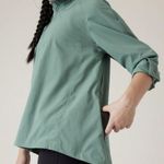 Athleta NEW L Advantage Poplin Top Teal Breathable Zip Pockets Ventilation Large Photo 5