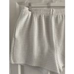 Princess Polly Women's 10 White Textured Comfort Shorts Resort Euro Travel Pull Photo 1