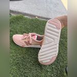 New Balance New Balance009  Women's‎ Light Pink Sneakers Photo 6
