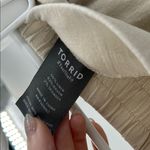 Torrid  Wide Leg linen blend cropped capri Pants Cream L 12 summer vacation work Photo 4