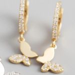 ⭐️new/ Huggies With CZ Butterfly 🦋 Charms Photo 2