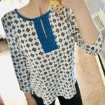Market & Spruce diamond print keyhole top Photo 0