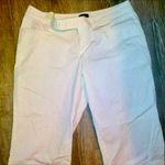 Mossimo stretch white capri pants Size 8 Photo 4