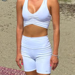 Alo Yoga Alo biker short and top set Photo 0
