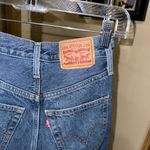 Levi's Ribcage Straight Ankle Jeans Photo 5