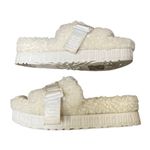 UGG  Fluffita slide on off-white Sherpa sheepskin slippers womens 9 lug sole Photo 3
