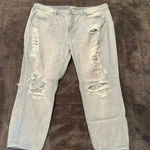Refuge ππ Distressed jeans Photo 0