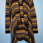 Alison Andrews Alison Andrew’s Yellow and Black Patterned Women's Sweater size Medium Photo 0