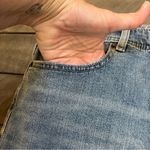 G.H. Bass women’s vintage denim skirt size 8. EUC Blue Photo 2