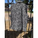 Zenergy Chico's Golf Vest Womens Sleeveless Full Zip Mock Neck Black White 3 Size undefined Photo 3