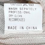 Unbranded Size Medium Ribbed V Photo 14