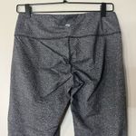 Athleta  gray patterned crop cropped athletic leggings women's M Photo 5