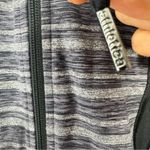 Lululemon  In Stride jacket in a black and grey striped/heathered pattern size 6 Photo 3