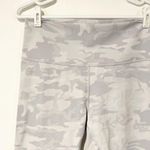 Lululemon  Wunder Under HR Tight 28” Jacq Size 12 Incognito Grey Camo Photo 1
