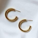 18K Gold tube hoop earrings Photo 0