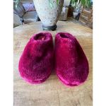 Dearfoams NWOT  Women's Fuzzy Clog Slipper Photo 2
