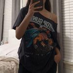 Off the shoulder tee Photo 0